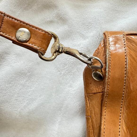 Vintage 1970s Eel Skin Satchel Crossbody Pocketed Caramel Colored Boho Purse - Picture 9 of 13